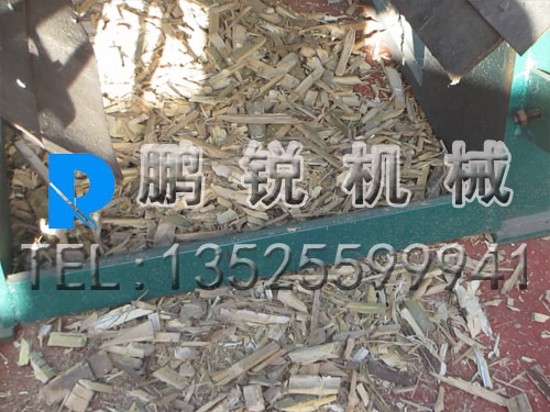 移動式大型木材削片機(jī)