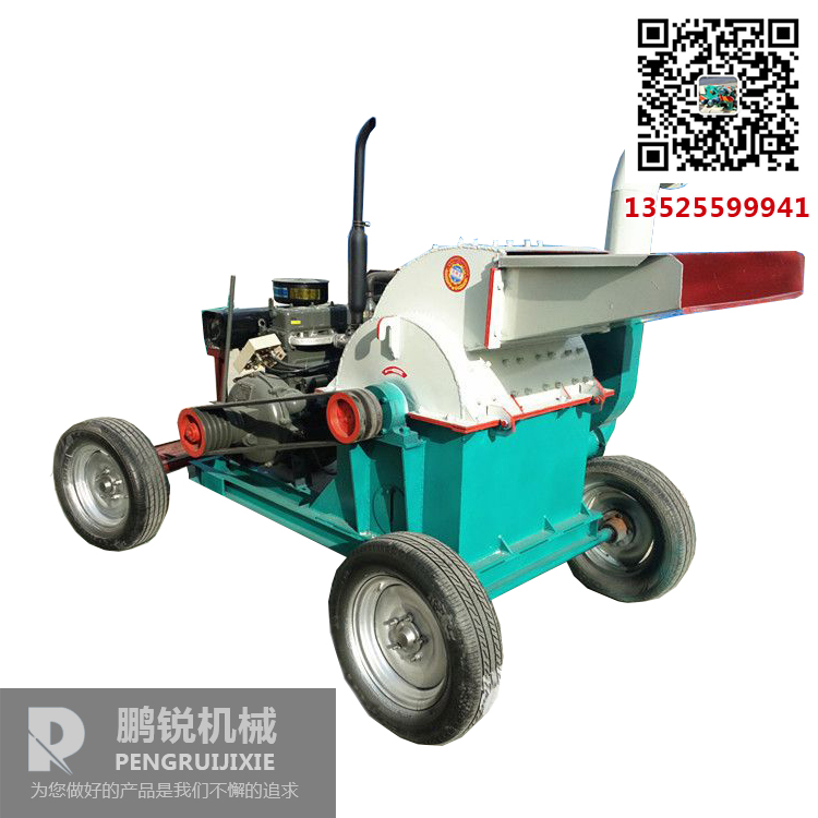 柴油機(jī)帶動(dòng)碎木機(jī)